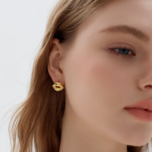 Light Chunky Hollow Earrings Large Exaggerated Jewelry Women Lips 999 Sterling Silver Stud Earrings Displayed on Ear